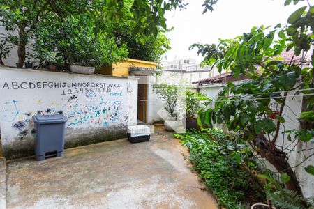 Apartamento à venda com 240m², 4 quartos e 2 vagasQuintal