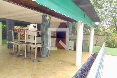 Apartamento para alugar com 75m², 3 quartos e 1 vaga Apartamento para alugar com 75m², 3 quartos e 1 vagaÁrea Comum - Playground