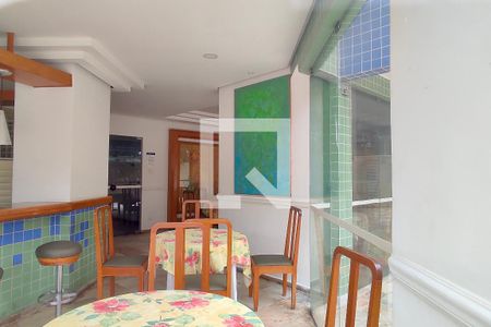 Apartamento para alugar com 75m², 3 quartos e 1 vaga Apartamento para alugar com 75m², 3 quartos e 1 vagaÁrea Comum - Playground