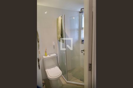 Apartamento para alugar com 75m², 3 quartos e 1 vaga Apartamento para alugar com 75m², 3 quartos e 1 vagaBanheiro social