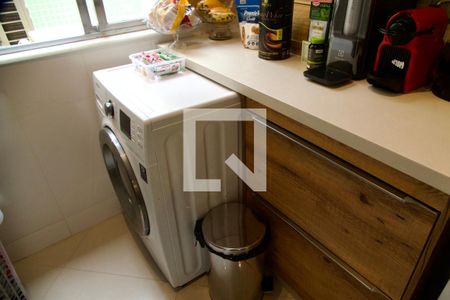 Apartamento para alugar com 75m², 3 quartos e 1 vaga Apartamento para alugar com 75m², 3 quartos e 1 vagaÁrea de serviço