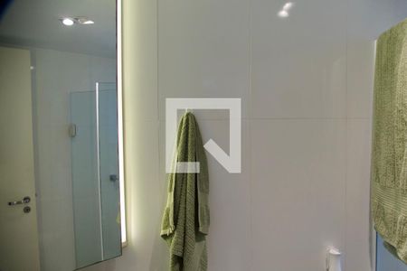 Apartamento para alugar com 75m², 3 quartos e 1 vaga Apartamento para alugar com 75m², 3 quartos e 1 vagaBanheiro social