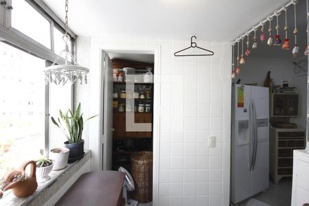 Apartamento à venda com 100m², 3 quartos e 1 vagaÁrea de Serviço