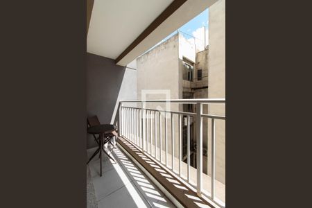 Apartamento para alugar com 27m², 1 quarto e sem vagaVaranda