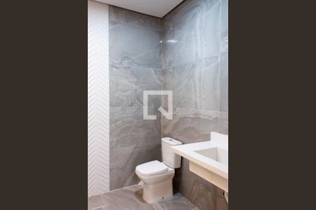 Casa à venda com 276m², 4 quartos e 4 vagasBanheiro da Suíte 2