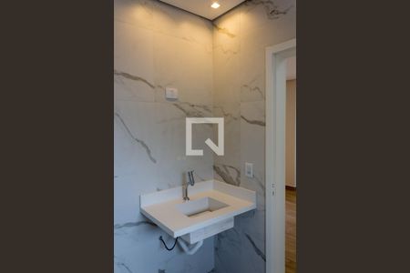 Casa à venda com 276m², 4 quartos e 4 vagasBanheiro da Suíte 1