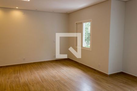 Casa à venda com 276m², 4 quartos e 4 vagasSuíte 1