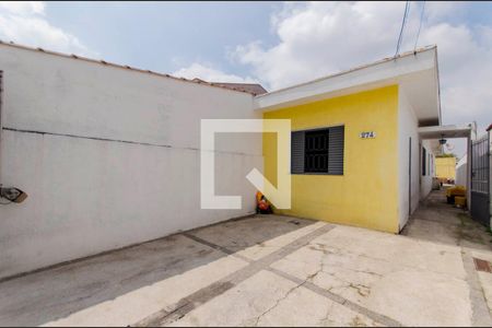 Casa à venda com 225m², 2 quartos e 2 vagas Casa à venda com 225m², 2 quartos e 2 vagasGaragem