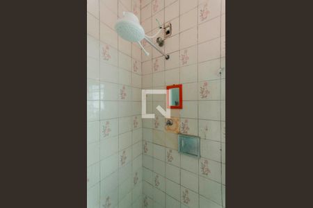 Casa à venda com 225m², 2 quartos e 2 vagas Casa à venda com 225m², 2 quartos e 2 vagasBanheiro