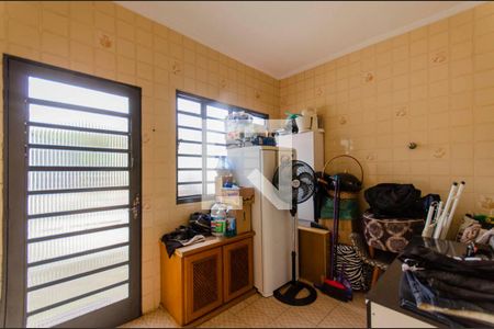 Casa à venda com 225m², 2 quartos e 2 vagas Casa à venda com 225m², 2 quartos e 2 vagasQuarto de Serviço