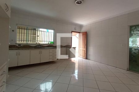 Casa para alugar com 114m², 3 quartos e 2 vagasCozinha