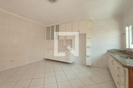 Casa para alugar com 114m², 3 quartos e 2 vagasCozinha
