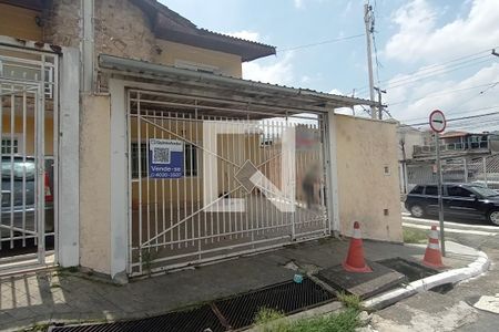 Casa para alugar com 114m², 3 quartos e 2 vagasFachada