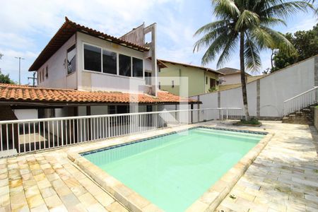 Casa à venda com 600m², 4 quartos e 5 vagasPiscina