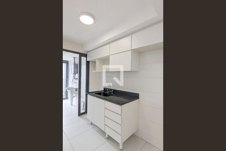 Cozinha de apartamento para alugar com 2 quartos, 64m² em Santo Amaro, São Paulo