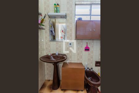 Banheiro suite de casa à venda com 3 quartos, 185m² em Vila Carbone, São Paulo