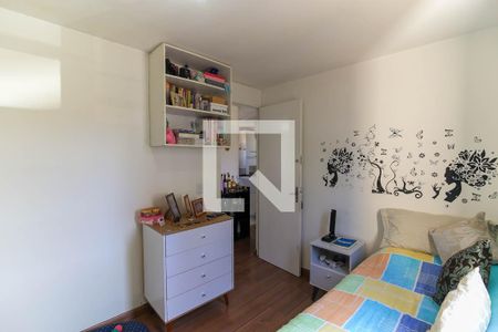 Quarto 2 de apartamento à venda com 2 quartos, 48m² em Jardim Mirna, Taboão da Serra