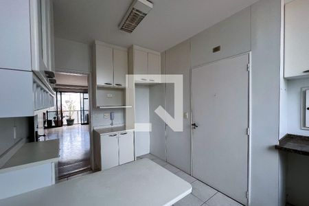 Apartamento para alugar com 116m², 2 quartos e 2 vagasCozinha