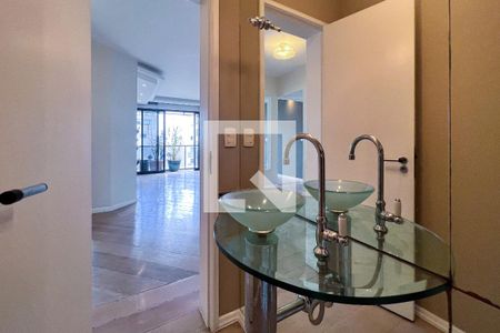 Lavabo de apartamento para alugar com 2 quartos, 116m² em Vila Olímpia, São Paulo