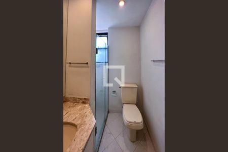 Apartamento para alugar com 116m², 2 quartos e 2 vagasBanheiro