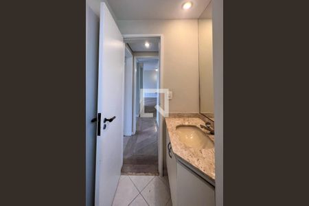 Apartamento para alugar com 116m², 2 quartos e 2 vagasBanheiro