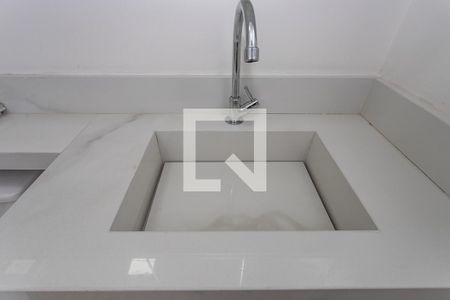 Apartamento à venda com 63m², 3 quartos e 1 vaga Apartamento à venda com 63m², 3 quartos e 1 vagaBanheiro da suíte