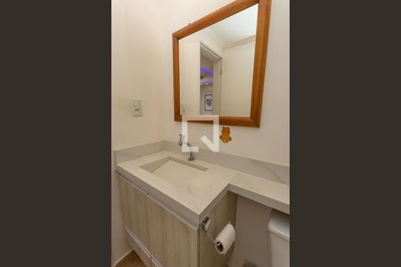 Apartamento à venda com 63m², 3 quartos e 1 vaga Apartamento à venda com 63m², 3 quartos e 1 vagaBanheiro social