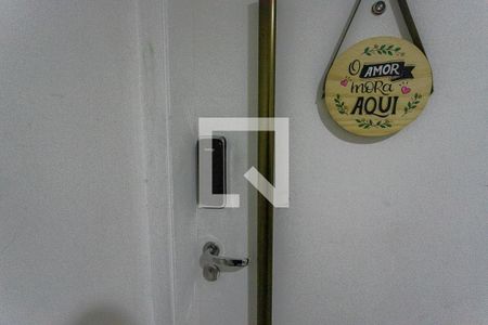 Apartamento à venda com 63m², 3 quartos e 1 vaga Apartamento à venda com 63m², 3 quartos e 1 vagaSala Fechadura eletrônica