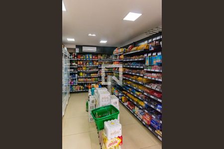 Apartamento à venda com 80m², 3 quartos e 1 vagaLoja de Conveniência