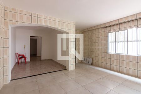 Casa para alugar com 110m², 2 quartos e 1 vagaCozinha 
