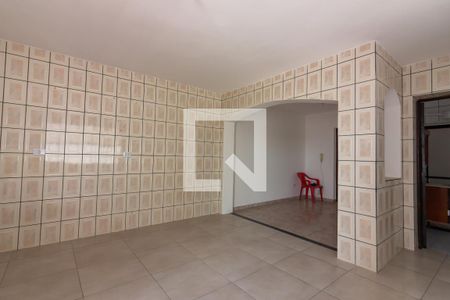 Casa para alugar com 110m², 2 quartos e 1 vagaCozinha 