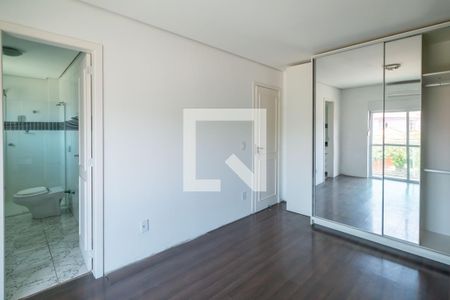 Casa à venda com 190m², 3 quartos e 2 vagas Casa à venda com 190m², 3 quartos e 2 vagasSuíte