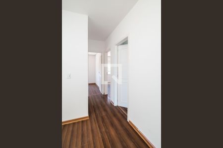 Casa à venda com 190m², 3 quartos e 2 vagas Casa à venda com 190m², 3 quartos e 2 vagasCorredor