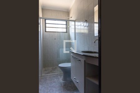 Apartamento para alugar com 82m², 2 quartos e sem vagaBanheiro