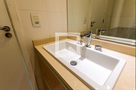 Apartamento para alugar com 81m², 2 quartos e 2 vagasBanheiro da Suíte