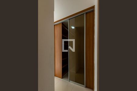 Apartamento para alugar com 81m², 2 quartos e 2 vagasCloset da suíte