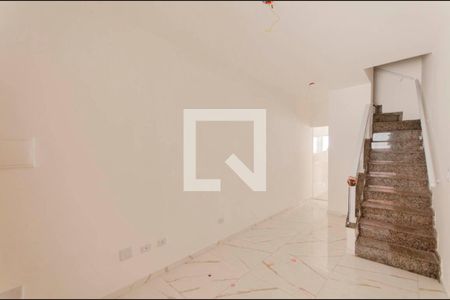 Sala de casa à venda com 2 quartos, 89m² em Vila Nhocune, São Paulo