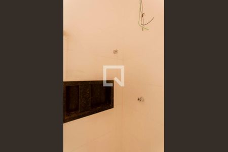 Casa à venda com 89m², 2 quartos e 2 vagasBanheiro 