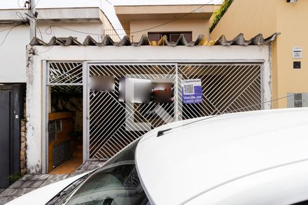 Casa à venda com 150m², 3 quartos e 2 vagasFachada