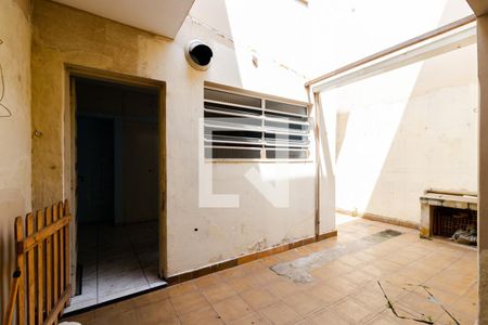 Casa à venda com 150m², 3 quartos e 2 vagasQuintal