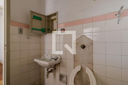 Casa à venda com 150m², 3 quartos e 2 vagasBanheiro 1