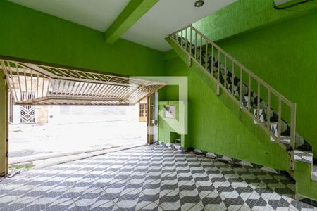 Casa à venda com 250m², 4 quartos e 1 vaga Casa à venda com 250m², 4 quartos e 1 vagaGaragem