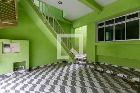 Casa à venda com 250m², 4 quartos e 1 vaga Casa à venda com 250m², 4 quartos e 1 vagaGaragem