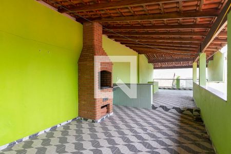 Casa à venda com 250m², 4 quartos e 1 vaga Casa à venda com 250m², 4 quartos e 1 vagaÁrea de Churrasqueira