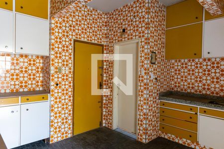 Apartamento para alugar com 83m², 2 quartos e 1 vagaCozinha