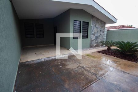 Casa para alugar com 135m², 2 quartos e 1 vaga Casa para alugar com 135m², 2 quartos e 1 vagaGaragem