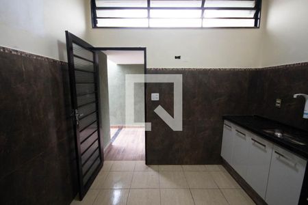 Casa para alugar com 135m², 2 quartos e 1 vaga Casa para alugar com 135m², 2 quartos e 1 vagaCozinha