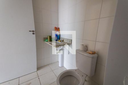 Apartamento à venda com 47m², 2 quartos e sem vaga Apartamento à venda com 47m², 2 quartos e sem vagaBanheiro