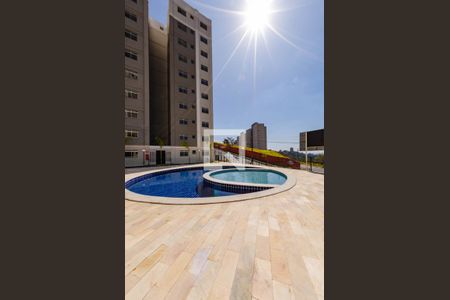 Apartamento para alugar com 40m², 2 quartos e 1 vaga Apartamento para alugar com 40m², 2 quartos e 1 vagaPiscina