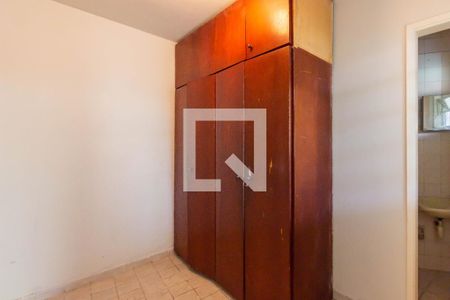 Quarto de Serviço de casa à venda com 4 quartos, 180m² em Vila Dalva, São Paulo